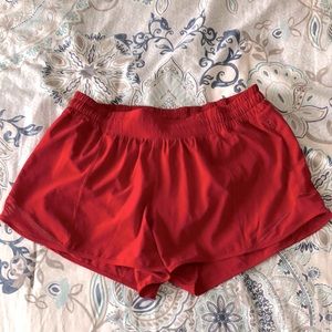 LuLuLemon Hotty Hot 4” lined shorts